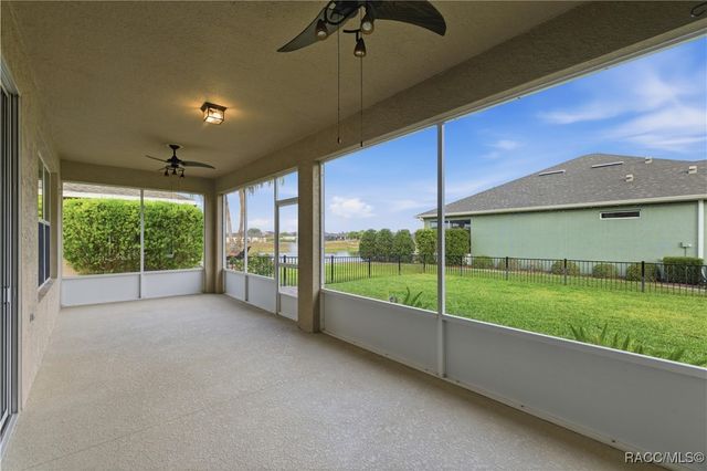 9211 SW 66th Loop, Ocala, FL 34481