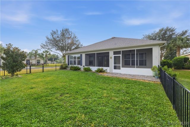 9211 SW 66th Loop, Ocala, FL 34481