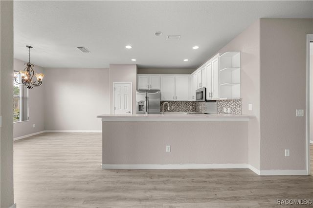 9211 SW 66th Loop, Ocala, FL 34481