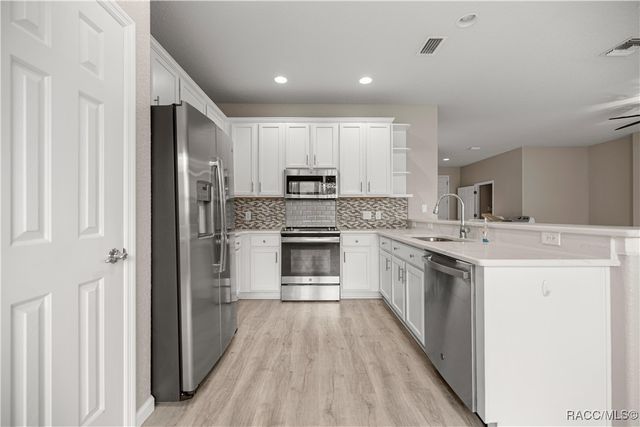 9211 SW 66th Loop, Ocala, FL 34481