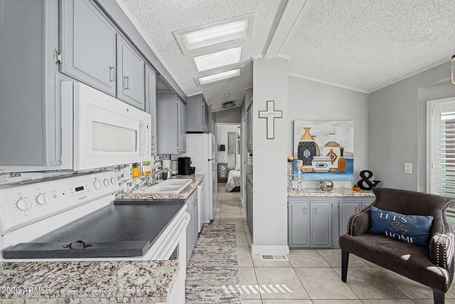 7750 E BROADWAY Road 901, Mesa, AZ 85208
