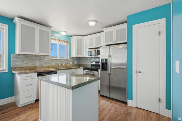 322 E ANNALYN DR, Sandy, UT 84070