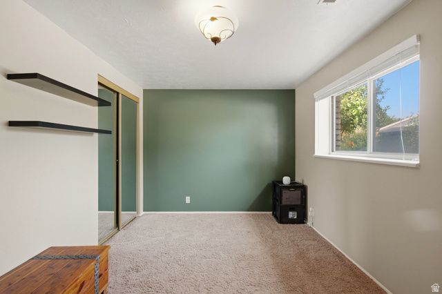 322 E ANNALYN DR, Sandy, UT 84070