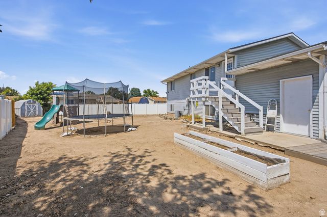 322 E ANNALYN DR, Sandy, UT 84070