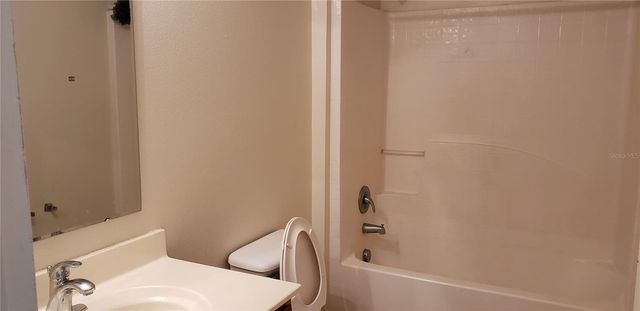 274 CURTIS AVENUE, Groveland, FL 34736