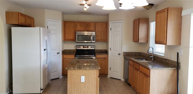 274 CURTIS AVENUE, Groveland, FL 34736