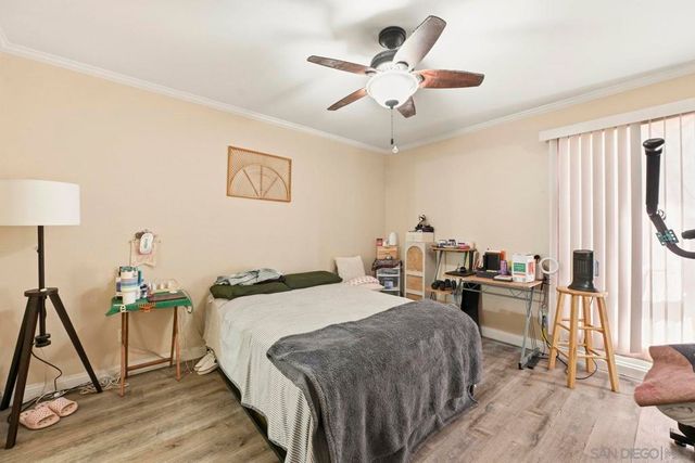 2566 White Oak Pl 6, Escondido, CA 92027