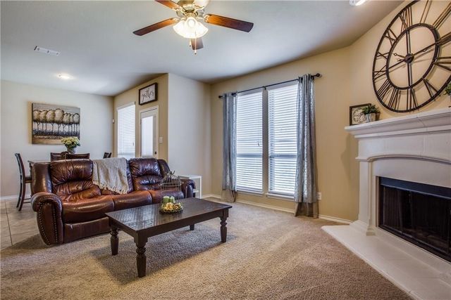 1904 Henderson Drive, Argyle, TX 76226