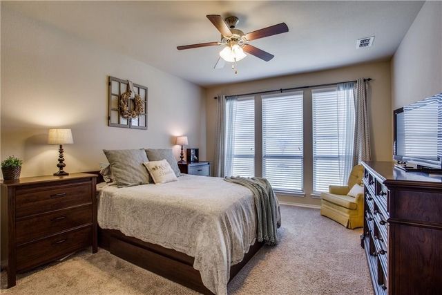 1904 Henderson Drive, Argyle, TX 76226