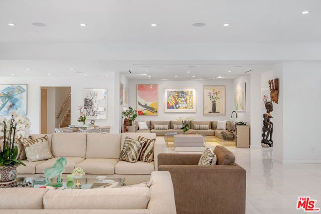 1821 Loma Vista Drive, Beverly Hills, CA 90210