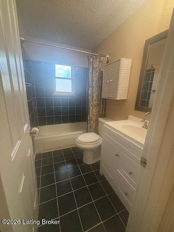 212 Bluegrass Rd, Elizabethtown, KY 42701