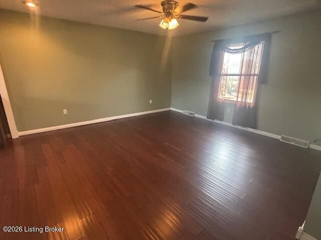 212 Bluegrass Rd, Elizabethtown, KY 42701