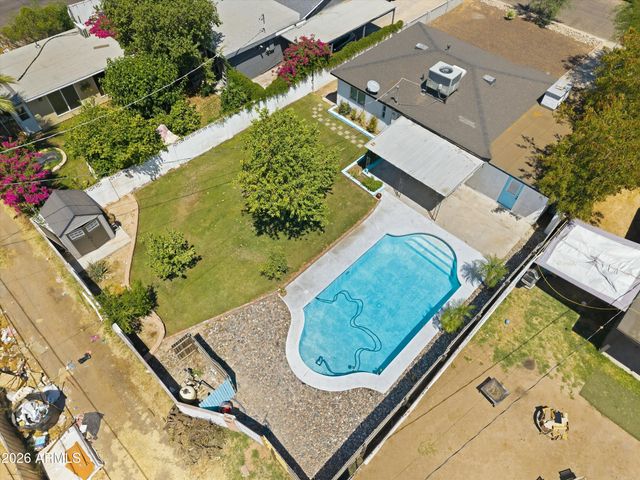 2143 W MINNEZONA Avenue, Phoenix, AZ 85015