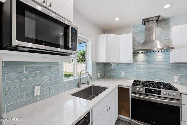 2143 W MINNEZONA Avenue, Phoenix, AZ 85015