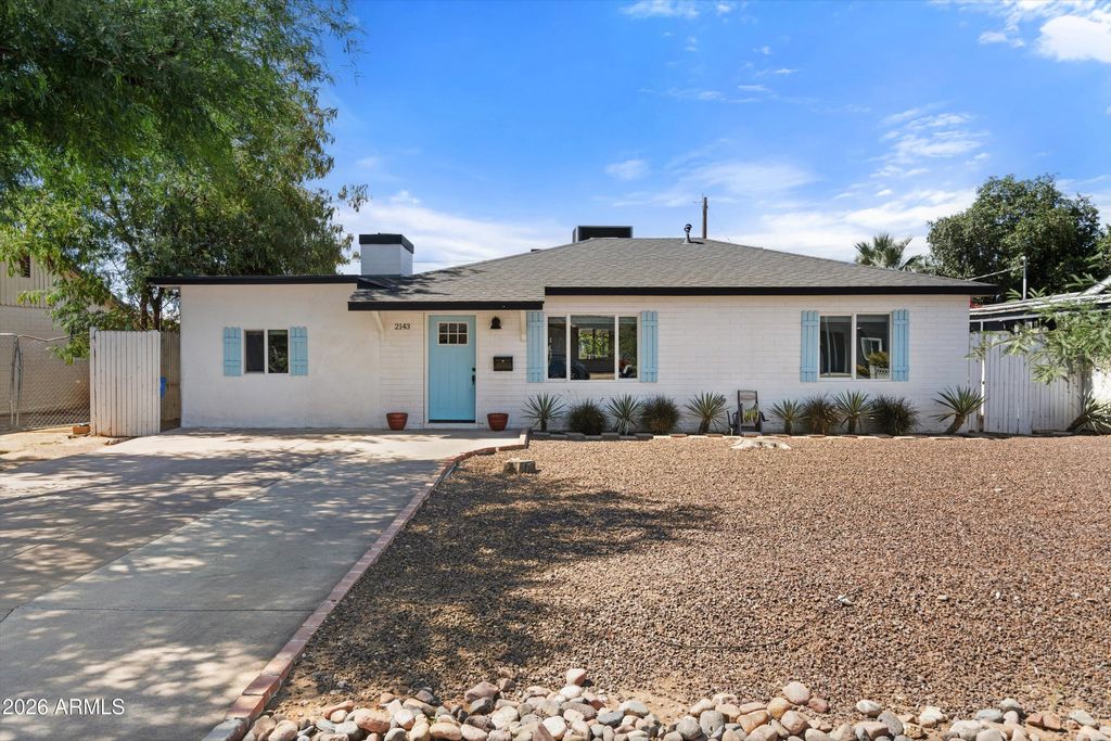 2143 W MINNEZONA Avenue, Phoenix, AZ 85015
