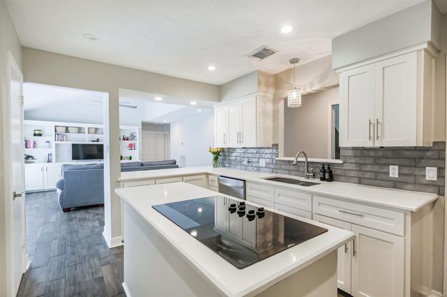 13919 Swiss Hill Drive, Houston, TX 77077
