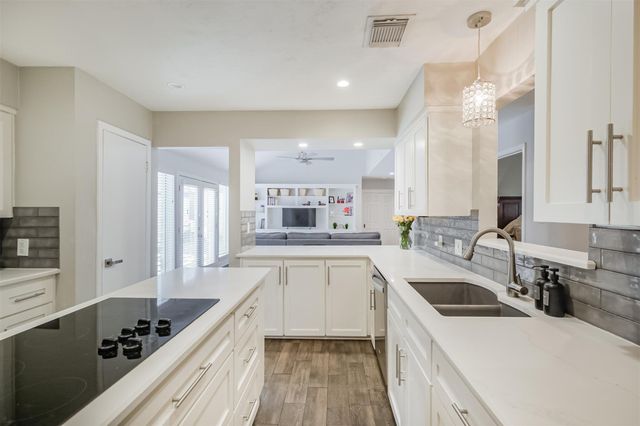 13919 Swiss Hill Drive, Houston, TX 77077