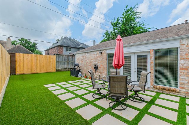 13919 Swiss Hill Drive, Houston, TX 77077