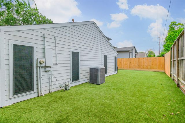 13919 Swiss Hill Drive, Houston, TX 77077