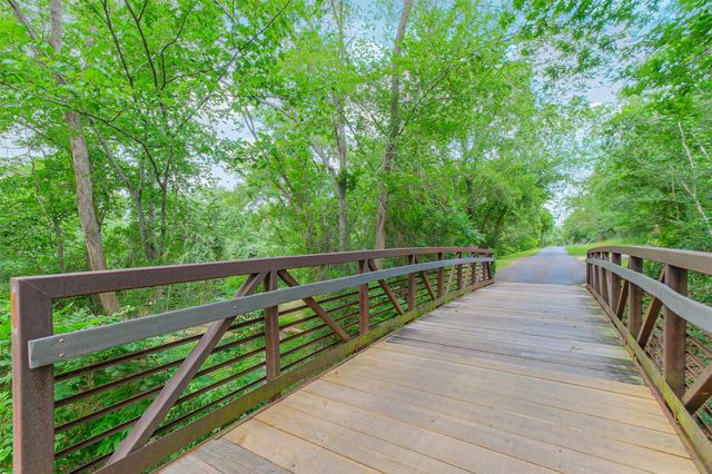 13919 Swiss Hill Drive, Houston, TX 77077