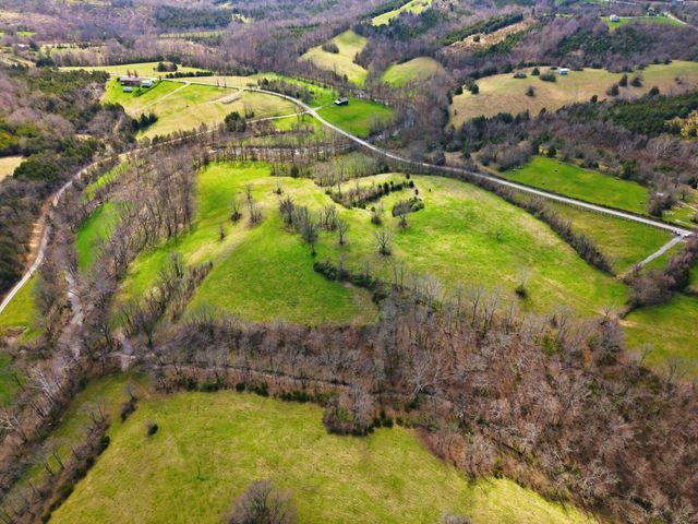 161 Central Pike, Harrodsburg, KY 40330