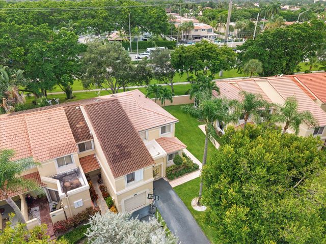 3497 DEER CREEK PALLADIAN Circle 3497, Deerfield Beach, FL 33442