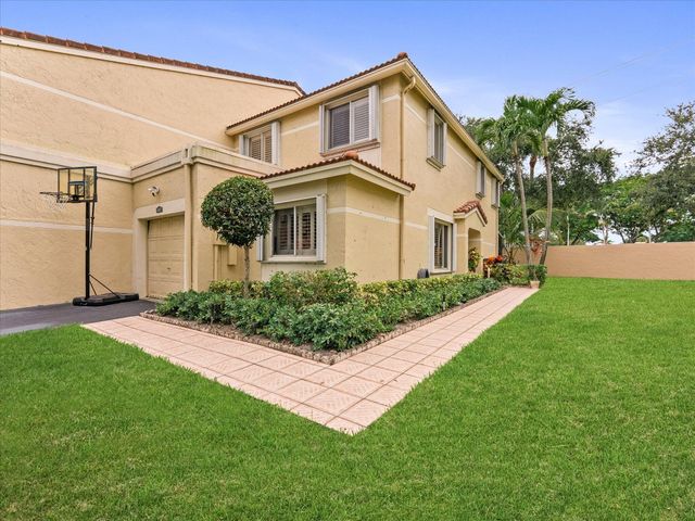 3497 DEER CREEK PALLADIAN Circle 3497, Deerfield Beach, FL 33442