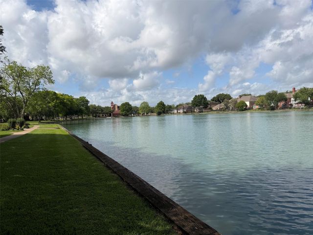 4302 Dockside Court, Missouri City, TX 77459