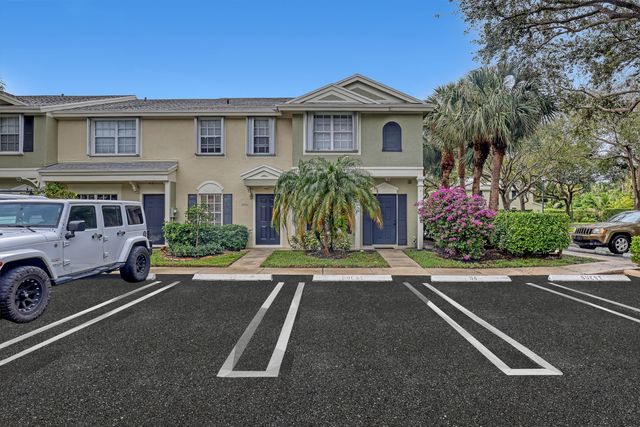 1004 Kokomo Key Lane, Delray Beach, FL 33483