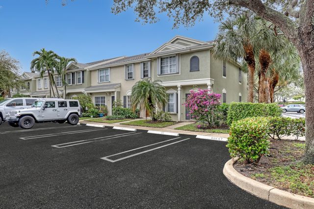 1004 Kokomo Key Lane, Delray Beach, FL 33483