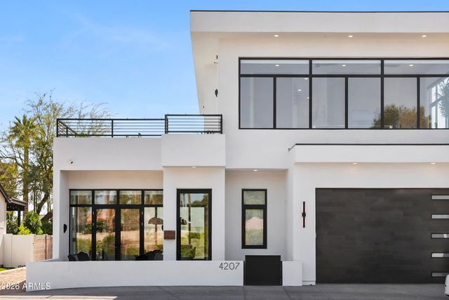 4207 E CAMPBELL Avenue, Phoenix, AZ 85018