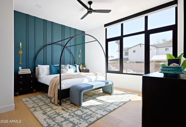 4207 E CAMPBELL Avenue, Phoenix, AZ 85018