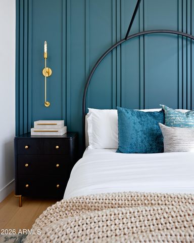 4207 E CAMPBELL Avenue, Phoenix, AZ 85018