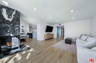 123 S Clark Drive 104, West Hollywood, CA 90048