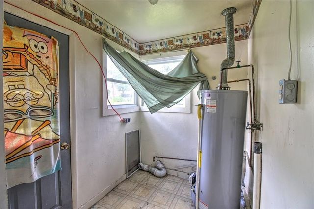 431,433 Chicago AVENUE, Lower Burrell, PA 15068