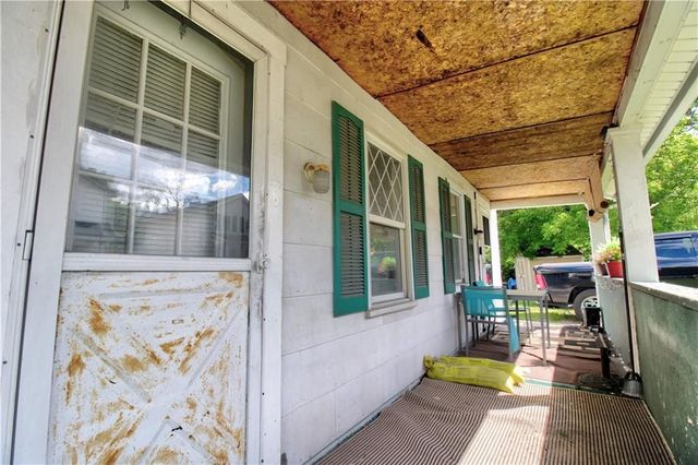 431,433 Chicago AVENUE, Lower Burrell, PA 15068