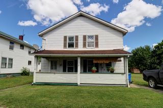 431,433 Chicago AVENUE, Lower Burrell, PA 15068