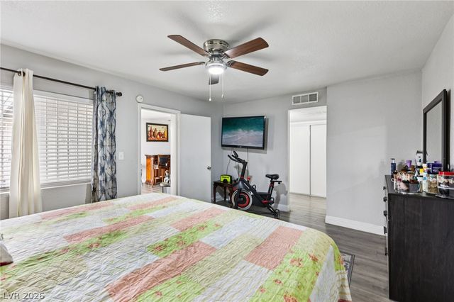 5061 Hallet Drive, Las Vegas, NV 89122