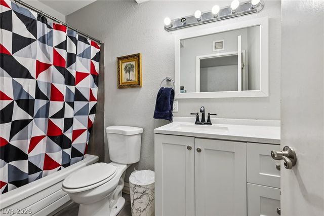 5061 Hallet Drive, Las Vegas, NV 89122