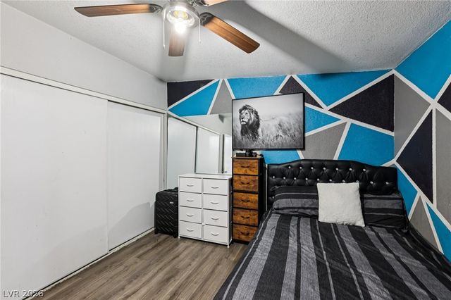 5061 Hallet Drive, Las Vegas, NV 89122