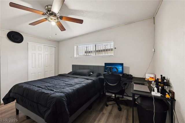 5061 Hallet Drive, Las Vegas, NV 89122