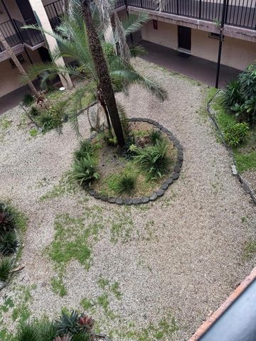 2850 Somerset Drive 309L, Lauderdale Lakes, FL 33311