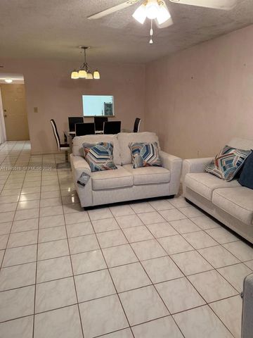 2850 Somerset Drive 309L, Lauderdale Lakes, FL 33311