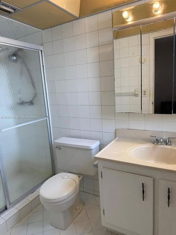 2850 Somerset Drive 309L, Lauderdale Lakes, FL 33311