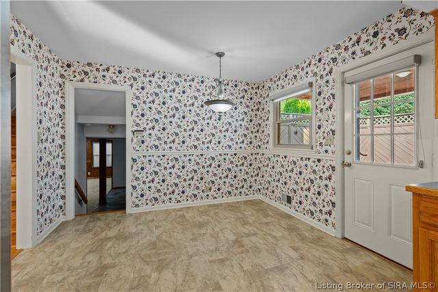 1301 Hibiscus Drive, Clarksville, IN 47129