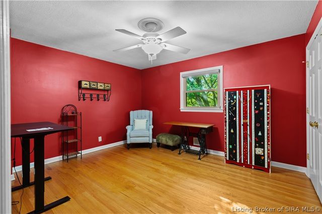 1301 Hibiscus Drive, Clarksville, IN 47129