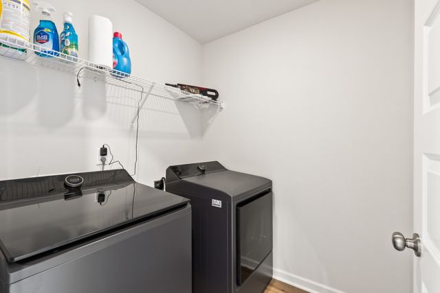 724 Big Bend Ct, White House, TN 37188