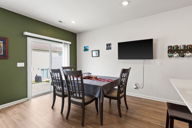 724 Big Bend Ct, White House, TN 37188