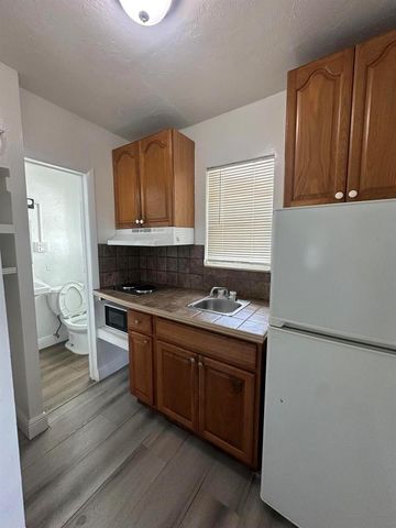 17 Detroit Street 8, Lake Worth, FL 33461