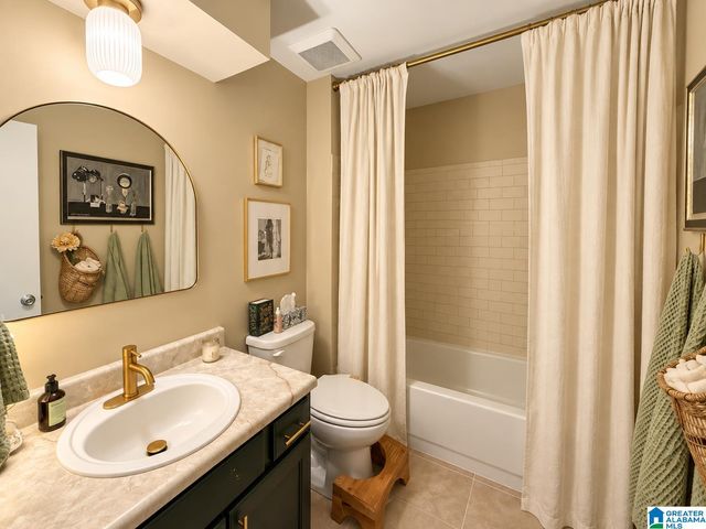2409 GLENMORE COURT, Clay, AL 35235